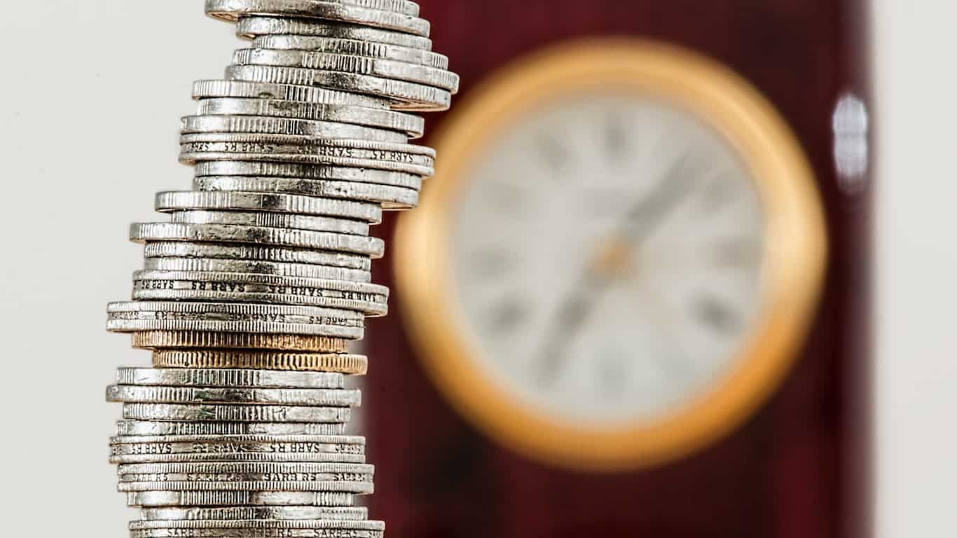 "À Sallanches, Easy Expert vous aide à anticiper vos besoins en trésorerie grâce à des analyses précises et un suivi personnalisé. Optimisez la gestion de vos finances pour assurer la stabilité et la croissance de votre entreprise."