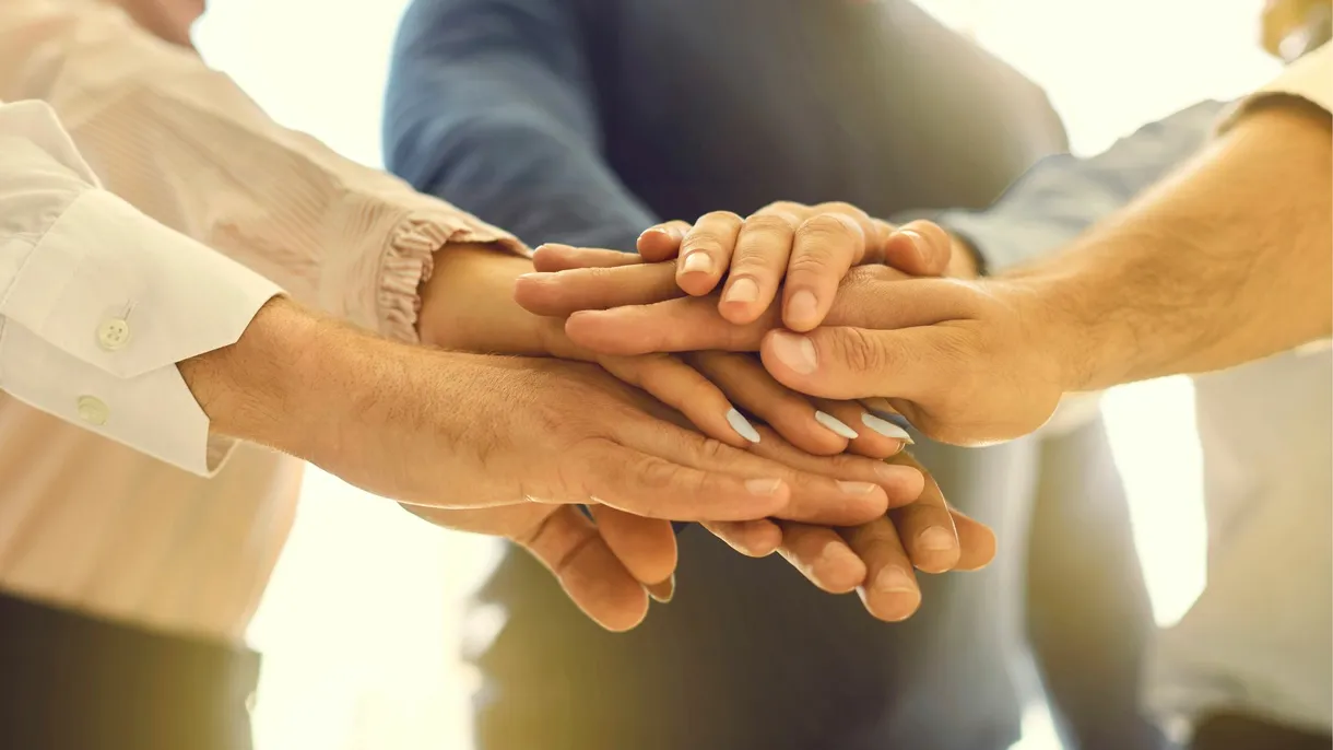 "Découvrez comment Easy Expert accompagne les associations et organismes locaux à Riom : gestion comptable adaptée, optimisation des ressources et conseils personnalisés. Easy Expert, votre partenaire pour une gestion simplifiée et efficace."