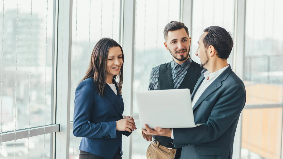 "Profitez d’une collaboration comptable fluide avec Easy Expert à Compiègne : des outils modernes pour simplifier la gestion et assurer un suivi en temps réel."