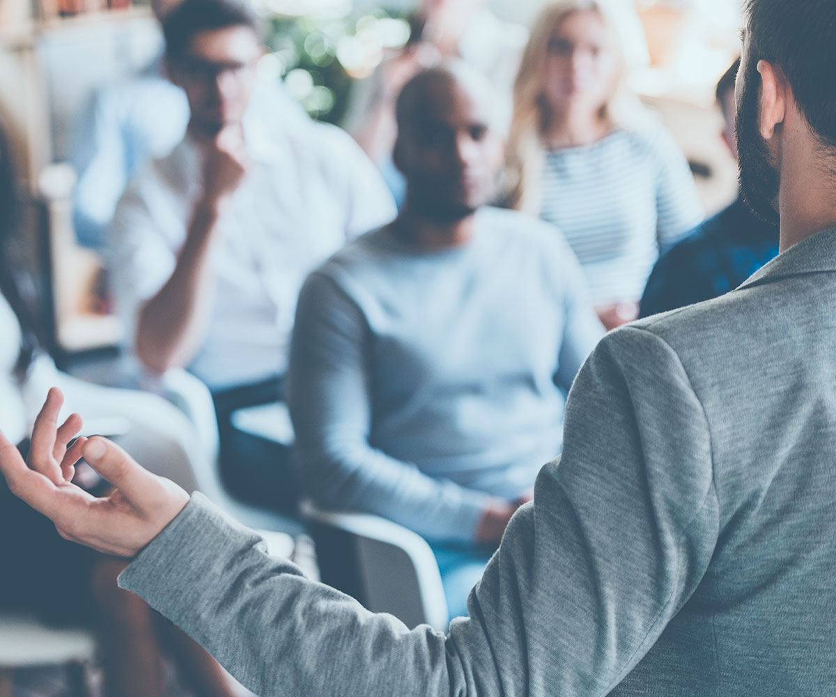 "Découvrez comment un expert-comptable en ligne chez Easy Expert contribue au développement des entreprises à Argentan : gestion optimisée, conseils personnalisés et accompagnement stratégique. Faites évoluer votre entreprise avec une expertise accessible et adaptée à vos besoins locaux."