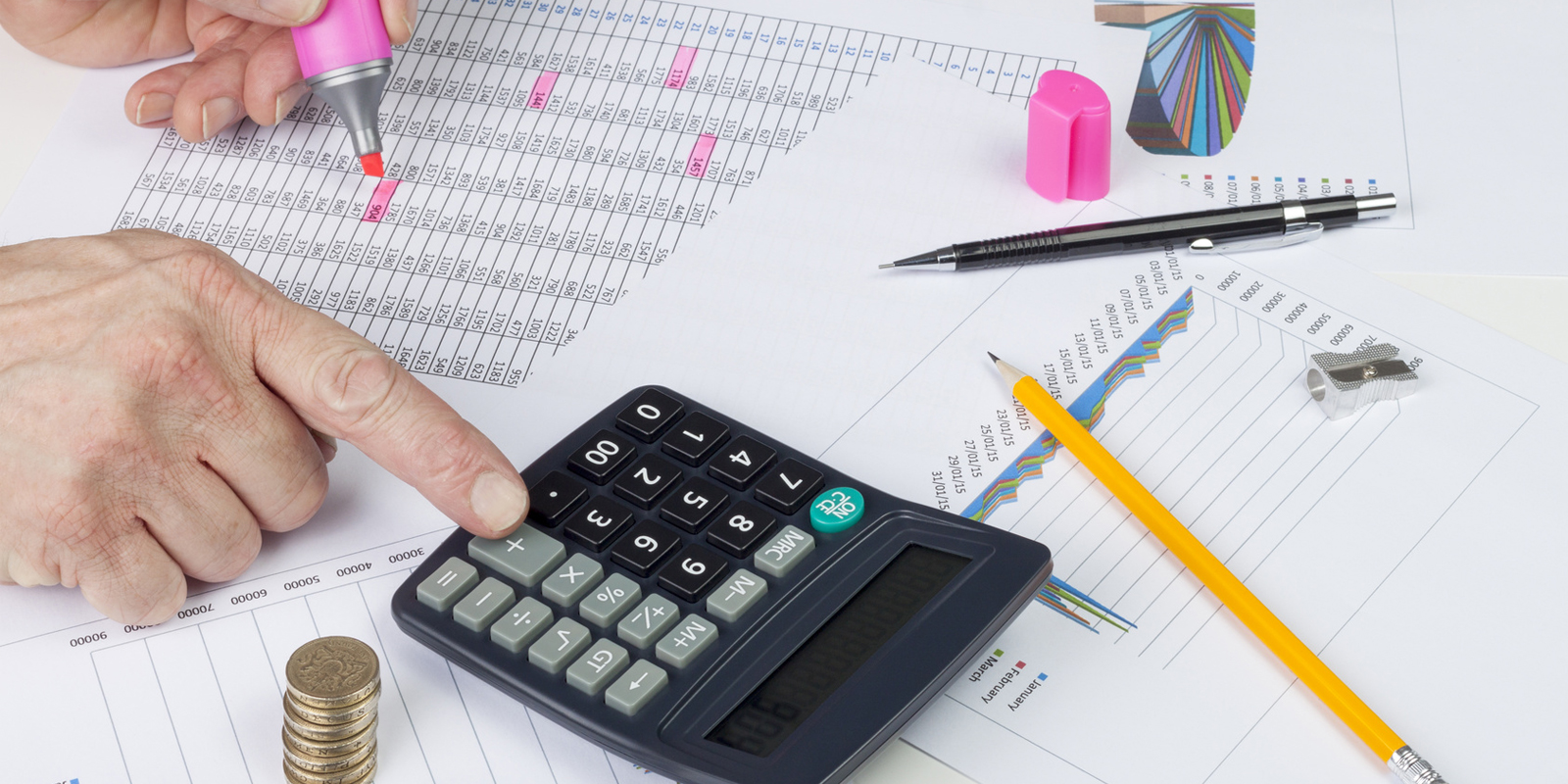 "Assurez votre conformité avec Easy Expert à Fontainebleau : une gestion simplifiée et précise de vos déclarations aux organismes sociaux, pour gagner du temps et éviter les erreurs administratives."