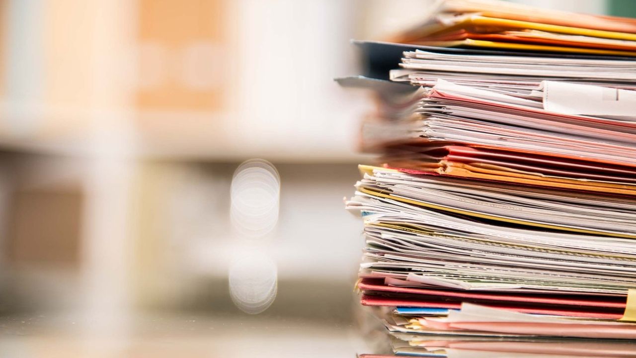 "Confiez vos déclarations fiscales à Easy Expert à Valenciennes : des solutions sur mesure pour garantir votre conformité légale et optimiser votre gestion fiscale."