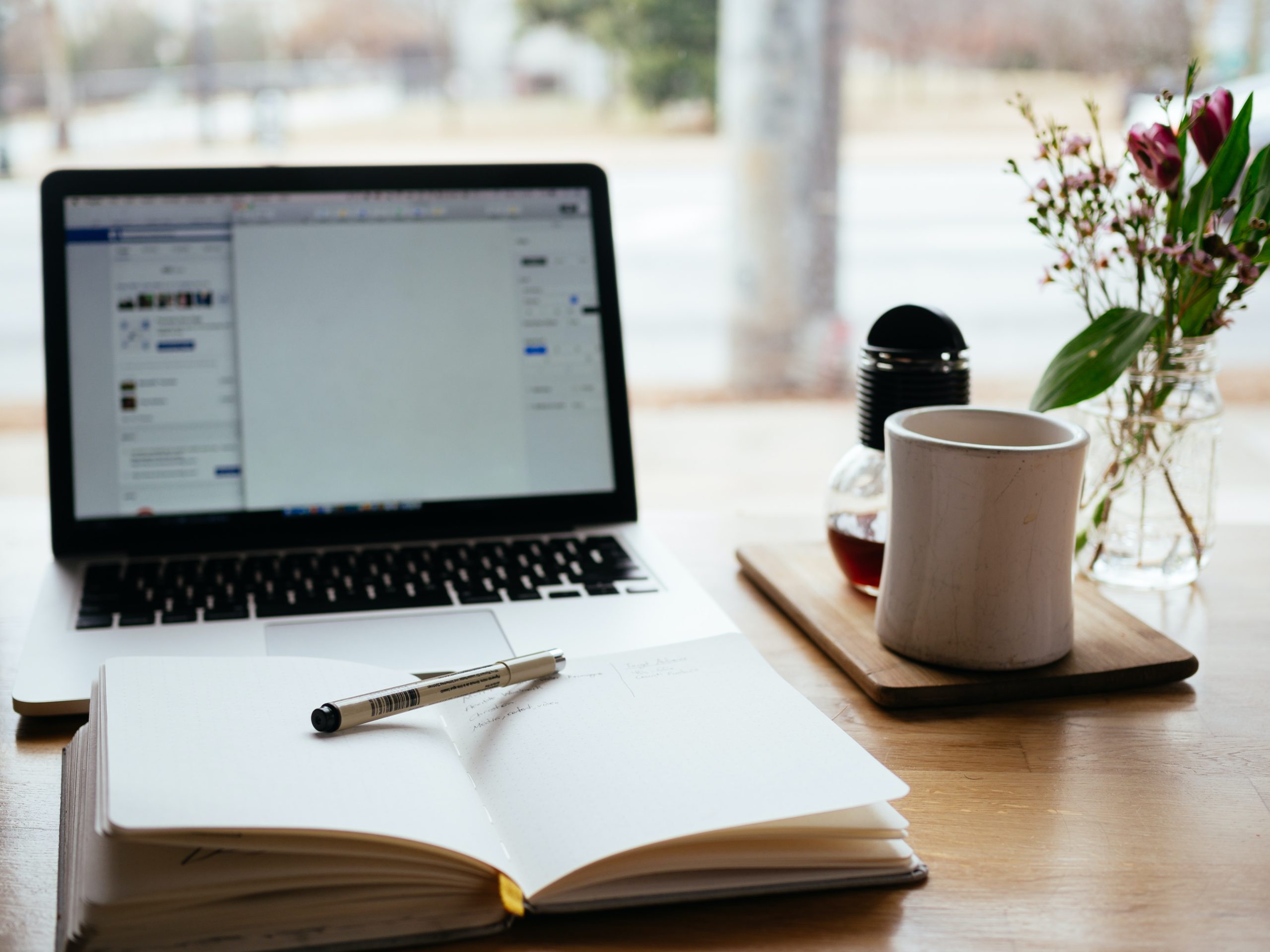 "Examinez les outils comptables proposés à Saumur : des solutions performantes et innovantes pour une gestion simplifiée et efficace de votre comptabilité, adaptée à vos besoins spécifiques."