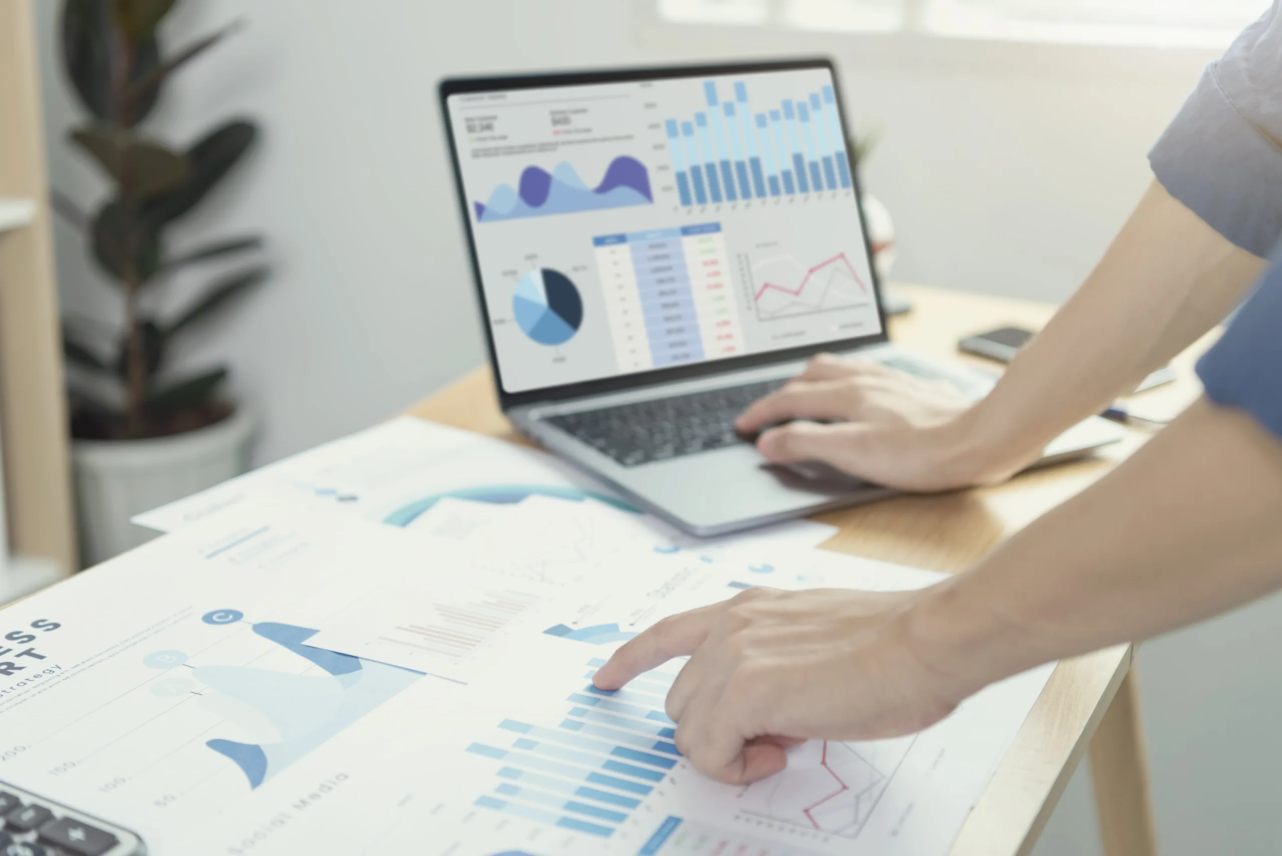 " Faites confiance à nos experts pour des bilans précis et des analyses détaillées. Easy Expert à Boulogne-Billancourt vous accompagne pour une vision claire de votre performance financière et des décisions stratégiques optimisées."