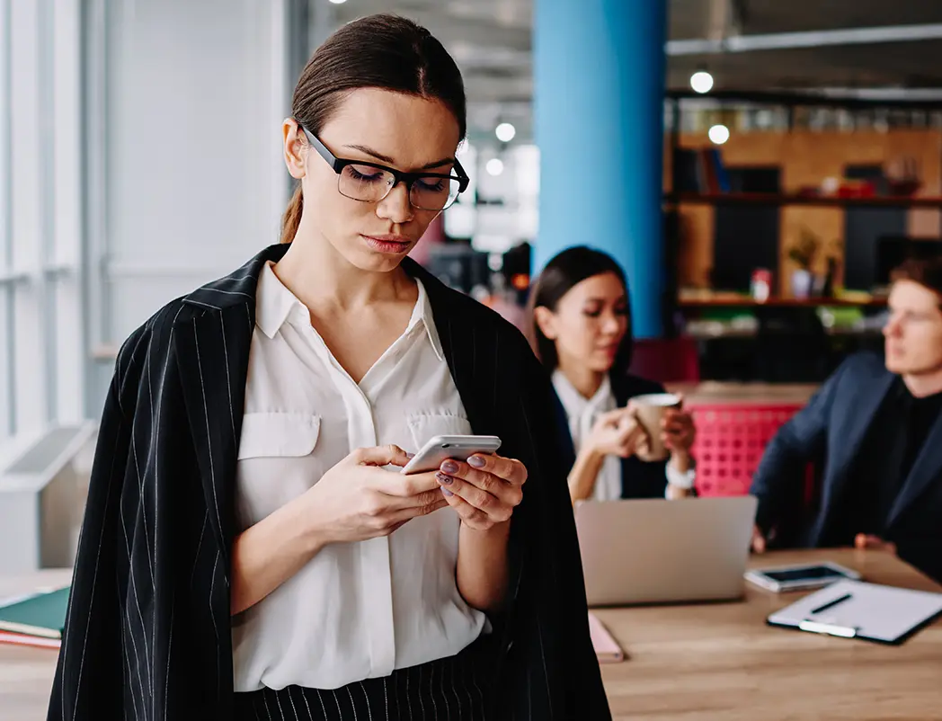 "Profitez d’un accompagnement réactif et d’une équipe toujours disponible pour répondre à vos besoins. Chez Easy Expert à Massy, nous assurons une communication fluide pour une gestion comptable optimale."