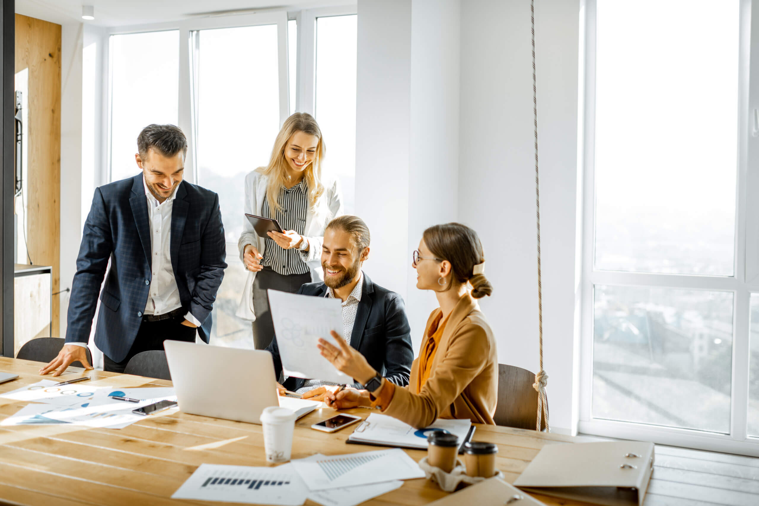 " Bénéficiez d'un accompagnement clair et honnête pour la gestion de votre entreprise. Easy Expert à Pontoise s'engage à offrir des prestations transparentes, avec des solutions adaptées à vos besoins et sans frais cachés."