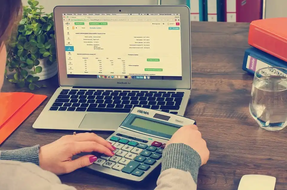 Gagnez en efficacité et productivité en automatisant votre gestion comptable et administrative avec Easy Expert , votre expert-comptable spécialisé pour agents d'assurance ! Réduisez les erreurs et optimisez votre temps.