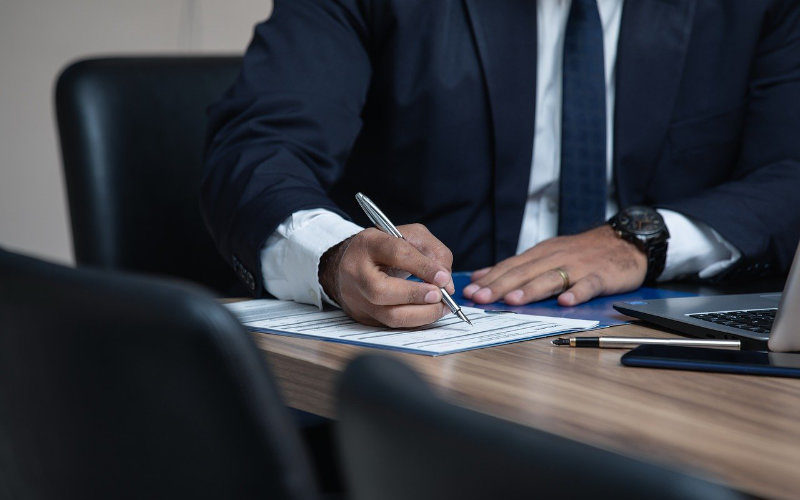 Assurez la pérennité de votre patrimoine et optimisez votre succession avec Easy Expert, votre cabinet spécialisé en gestion du patrimoine ! Bénéficiez d’une planification stratégique pour protéger vos biens et réduire les droits de succession. 