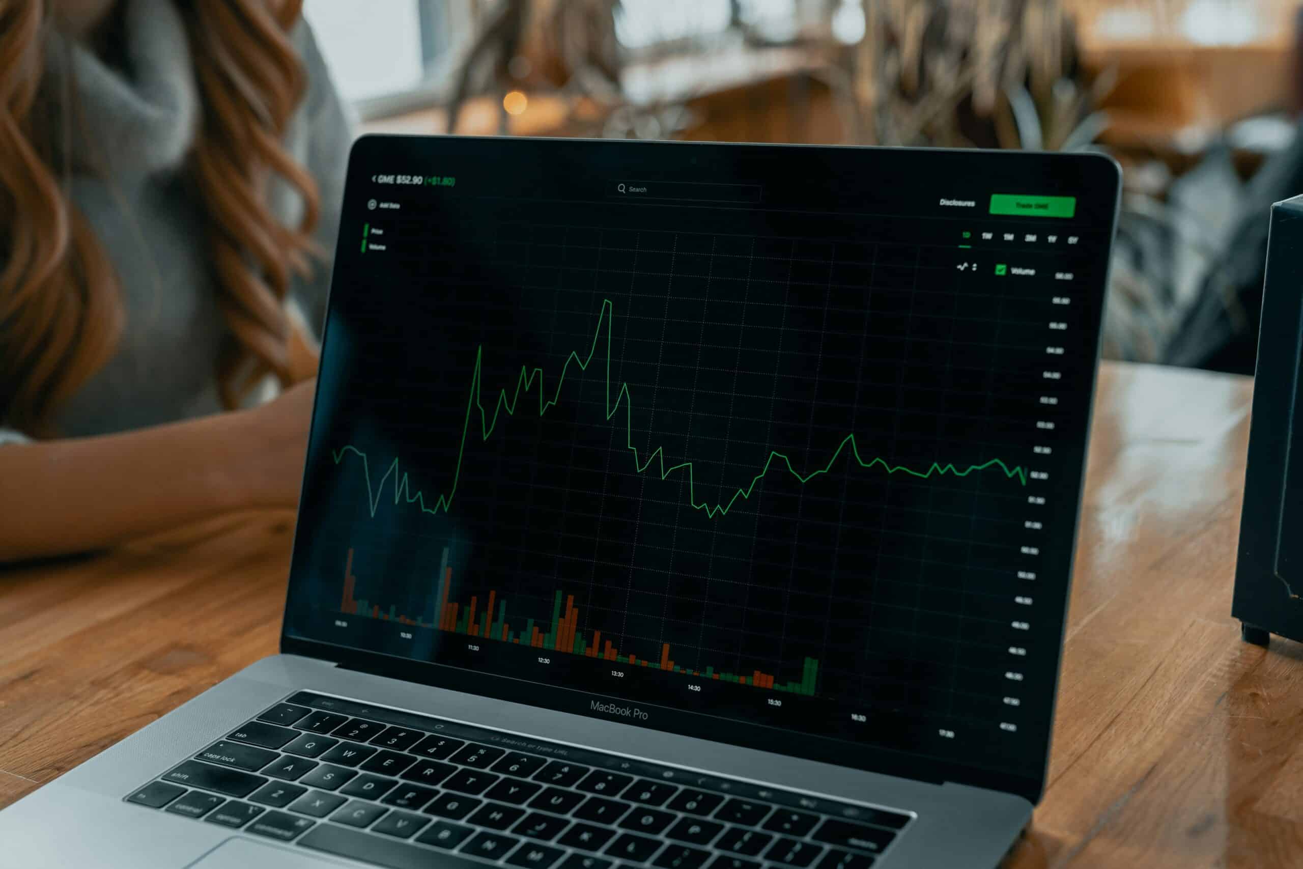 Boostez et sécurisez votre patrimoine grâce à une stratégie de diversification intelligente avec Easy Expert, votre cabinet spécialisé en gestion du patrimoine ! Explorez les investissements alternatifs pour maximiser vos rendements et réduire les risques financiers.