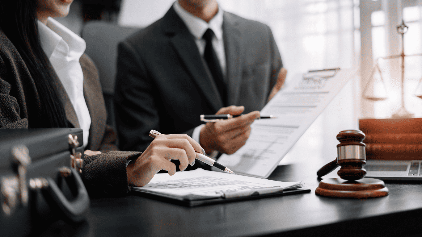 Gérez efficacement vos charges et votre trésorerie avec un expert-comptable pour avocat en droit des assurances. Suivi financier, optimisation des dépenses, prévisions de trésorerie : un accompagnement sur mesure pour sécuriser et piloter sereinement votre cabinet.