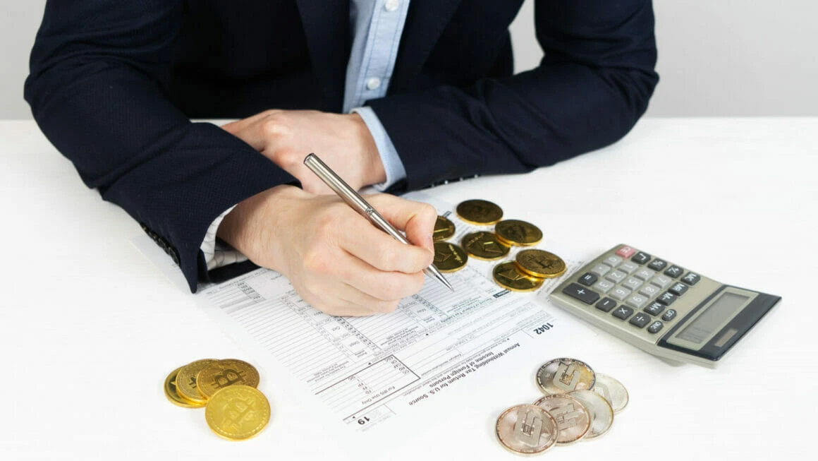 Avec Easy Expert, gérez vos projets Web3 en toute légalité. Nos experts-comptables, spécialisés en cryptomonnaie, vous accompagnent sur les aspects fiscaux, juridiques et comptables pour sécuriser vos activités blockchain et rester 100 % conforme.