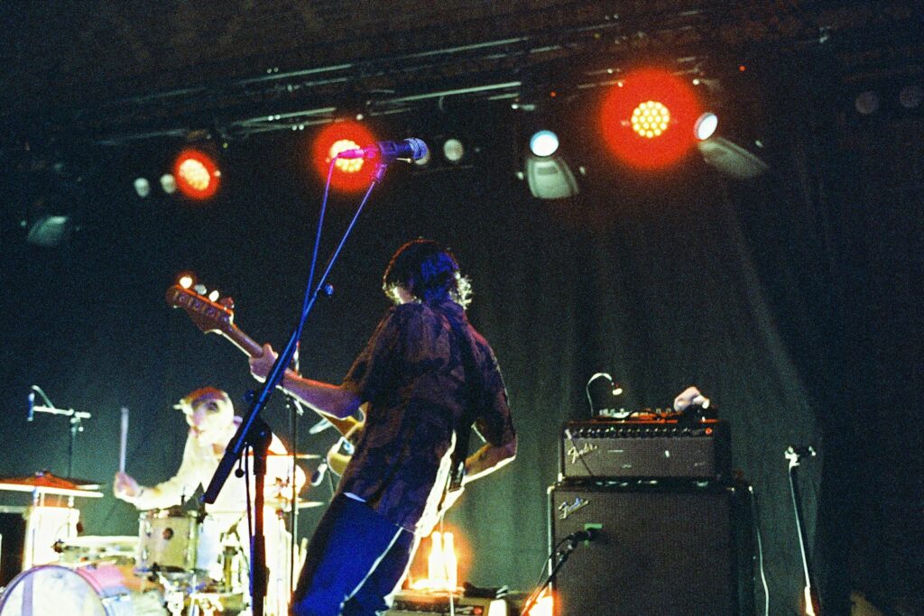 Easy Expert accompagne les groupes de musique dans la gestion des revenus de concerts et tournées. Nos experts-comptables assurent un suivi clair des cachets, frais et déclarations. Optimisez vos recettes tout en restant conforme aux obligations du secteur musical.