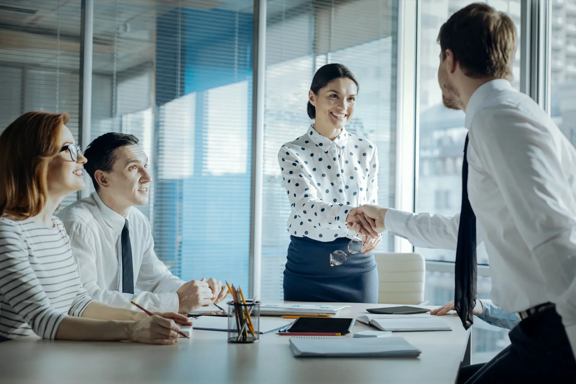 Avec Easy Expert, préparez sereinement la transmission ou la cession de votre parc immobilier professionnel. Nos experts-comptables vous accompagnent sur les plans fiscal, juridique et stratégique pour maximiser la valeur et sécuriser l’opération.