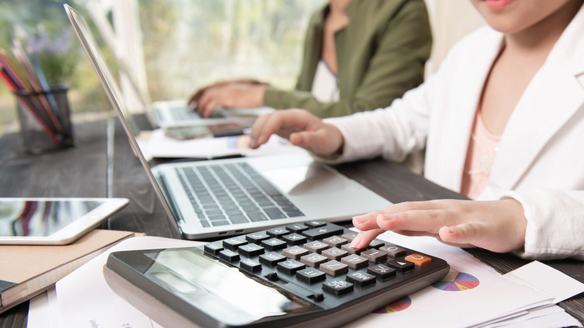 Gagnez du temps et optimisez la gestion financière de votre magasin spécialisé grâce à l’externalisation comptable ! Avec Easy Expert, bénéficiez d’un suivi précis et d’une comptabilité optimisée pour plus de rentabilité.