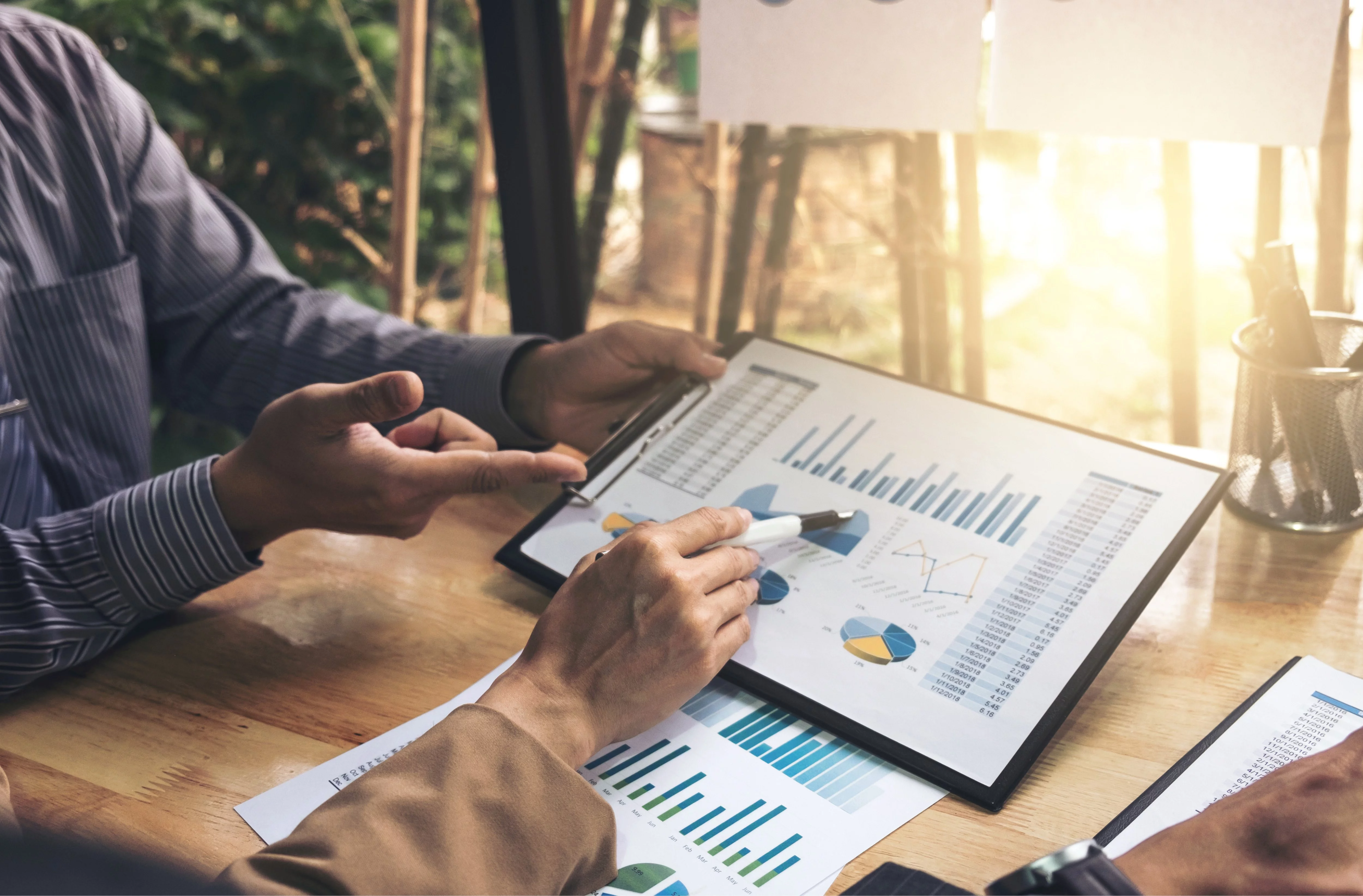 Avec Easy Expert, les orthophonistes peuvent suivre leurs indicateurs en temps réel : chiffre d’affaires, charges, trésorerie. Nos experts-comptables mettent en place des outils simples et efficaces pour vous aider à piloter votre activité au jour le jour.