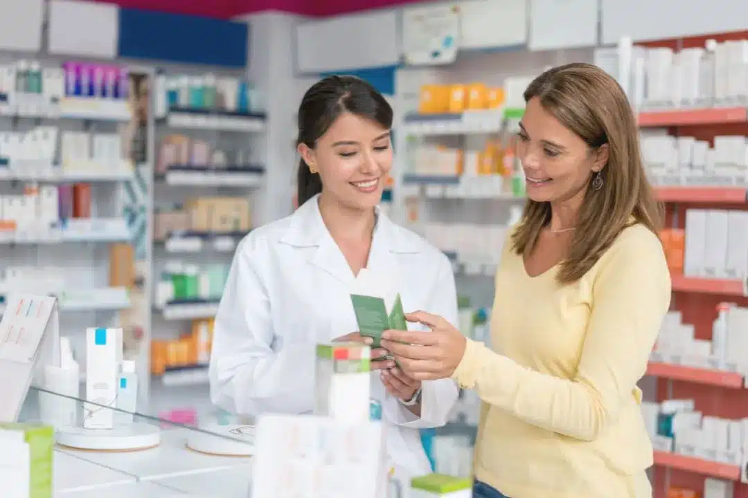 Assurez le respect de la réglementation comptable spécifique au secteur pharmaceutique avec un expert-comptable pour pharmacie chez Easy Expert. Gestion des marges, traçabilité des opérations, conformité aux normes de santé : un accompagnement rigoureux pour piloter votre officine en toute sécurité.