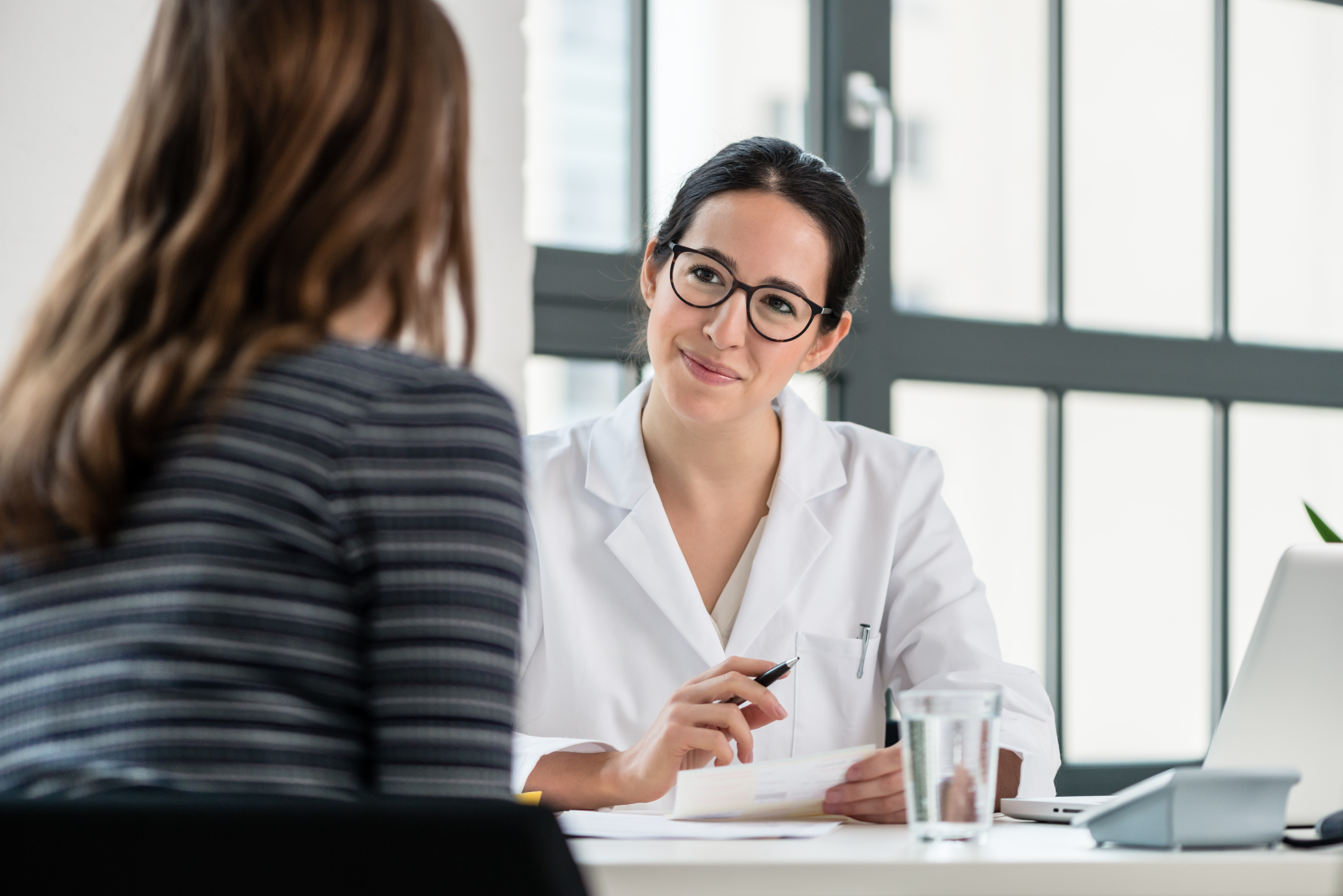 Avec Easy Expert, les psychomotriciennes gèrent leurs déclarations fiscales et sociales dans les délais, sans stress. Nos experts-comptables s’occupent des échéances et veillent à la conformité de vos obligations pour une activité bien encadrée et sereine.