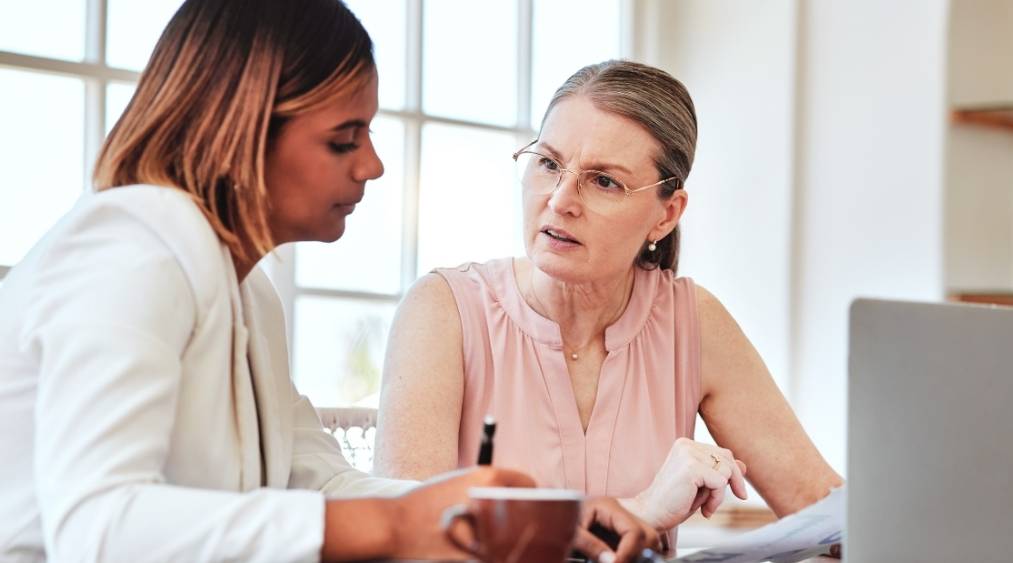 Avec Easy Expert, les psychothérapeutes bénéficient d’un accompagnement stratégique pour développer leur activité. Nos experts-comptables vous aident à structurer vos objectifs, analyser vos résultats et mettre en place un plan de croissance adapté à votre pratique.