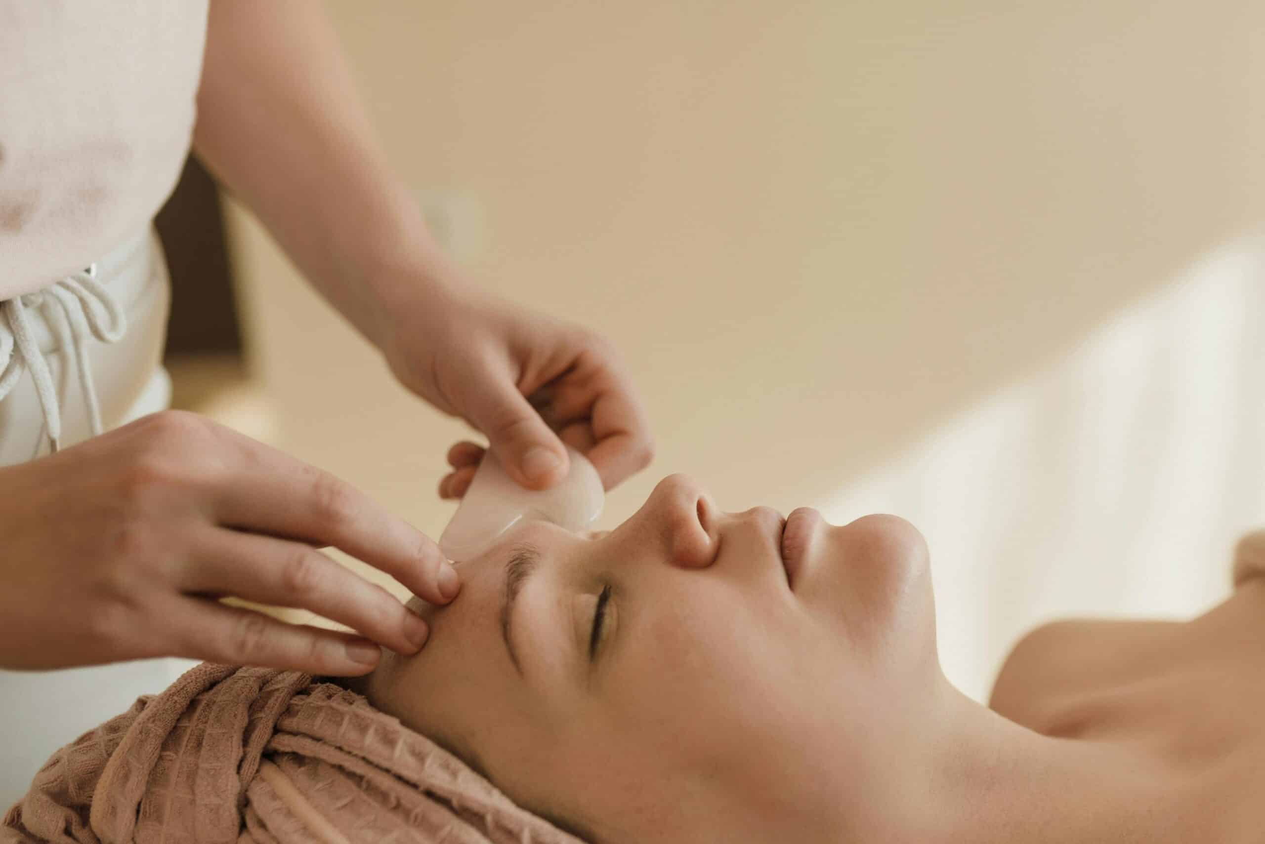 Obtenez les meilleurs financements et aides financières pour votre salon d’esthétique avec un expert-comptable spécialisé ! Easy Expert vous accompagne pour optimiser votre budget et développer votre activité en toute sérénité.