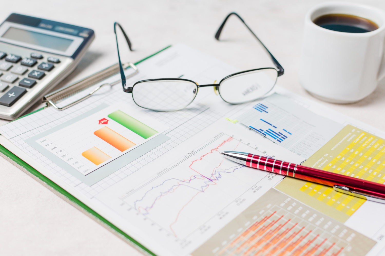 Maîtrisez les crédits d’impôt sectoriels avec un expert-comptable pour société de construction navale chez Easy Expert. Identification des dispositifs adaptés, montage des dossiers, suivi administratif : optimisez votre fiscalité et soutenez l’innovation dans votre chantier naval.
