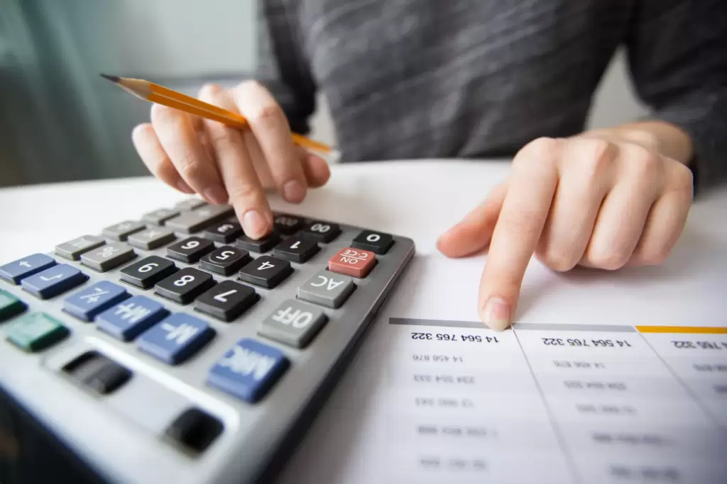 Évitez les sanctions en assurant la conformité de votre solution de prêts entre particuliers avec un expert-comptable Easy Expert. Protégez votre activité et renforcez la confiance