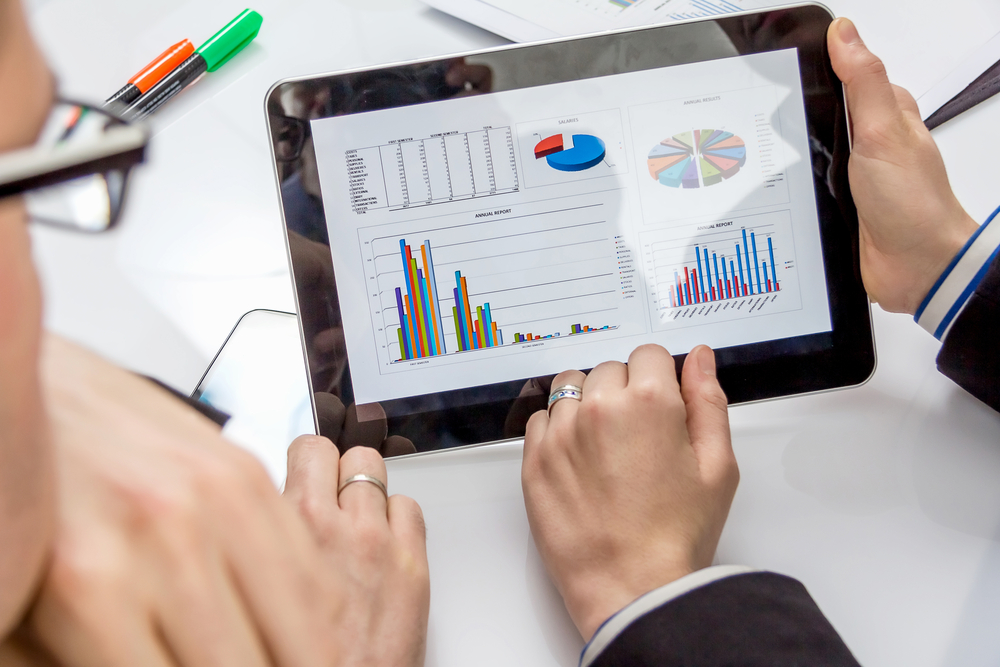 Chez Easy Expert, nos experts-comptables aident les usines de plasturgie à structurer leurs documents pour attirer et rassurer les repreneurs. Bilans clairs, indicateurs clés, valorisation : tout est préparé pour faciliter la transmission et maximiser la valeur de votre entreprise.