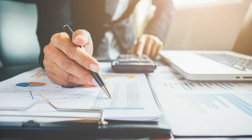 Chez Easy Expert, nos experts-comptables mettent en place une comptabilité analytique adaptée aux usines de retraitement des déchets. Suivi par activité, analyse des coûts et rentabilité : pilotez votre performance avec précision et alignez votre gestion sur vos objectifs environnementaux.
