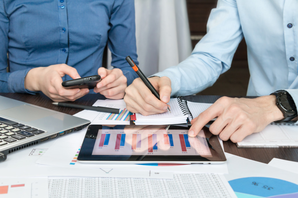  Gagnez du temps et réduisez les erreurs comptables grâce à un expert-comptable spécialisé pour votre société d'édition de logiciels ! Easy Expert vous accompagne pour une gestion financière optimisée et sans risque.