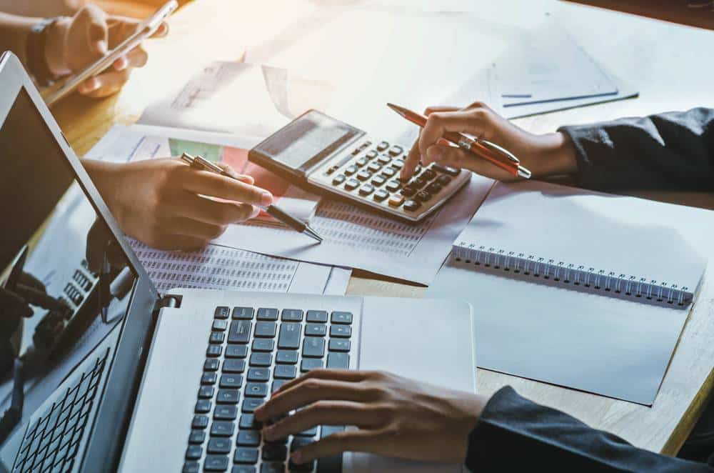 "Optez pour une gestion comptable complète à Boulogne-sur-Mer avec Easy Expert : solutions personnalisées, outils digitaux performants et accompagnement sur mesure pour les entrepreneurs locaux. Easy Expert, votre allié pour une comptabilité simplifiée et efficace."