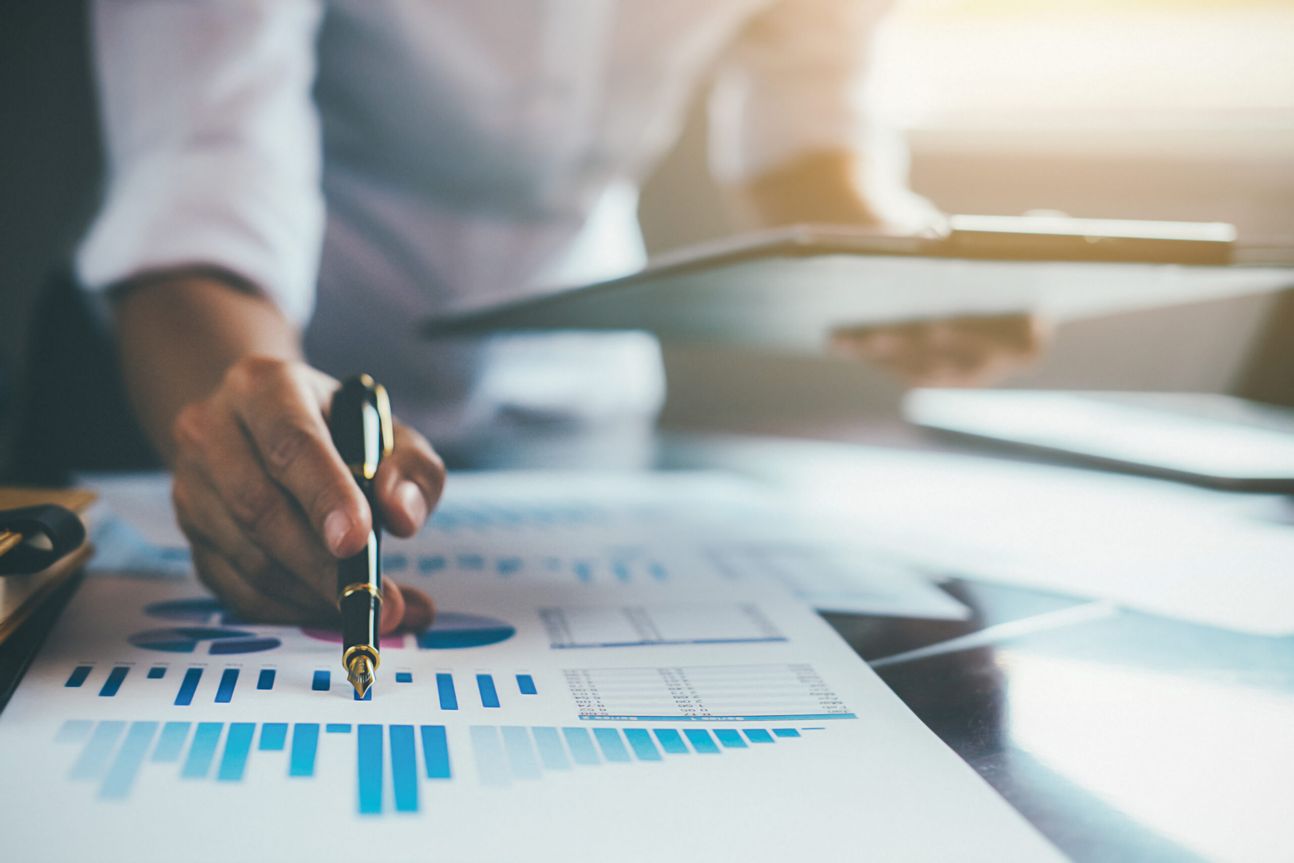 Simplifiez la gestion de la paie et des obligations sociales avec Easy Expert à Vesoul : des solutions adaptées pour garantir votre conformité et optimiser votre organisation !