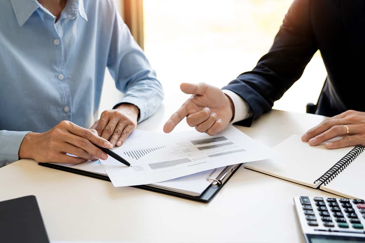 "Facilitez votre gestion fiscale avec Easy Expert à Auxerre ! Nous vous accompagnons dans le respect de vos obligations fiscales grâce à des solutions sur-mesure et une expertise locale. Conformité et sérénité pour votre entreprise."