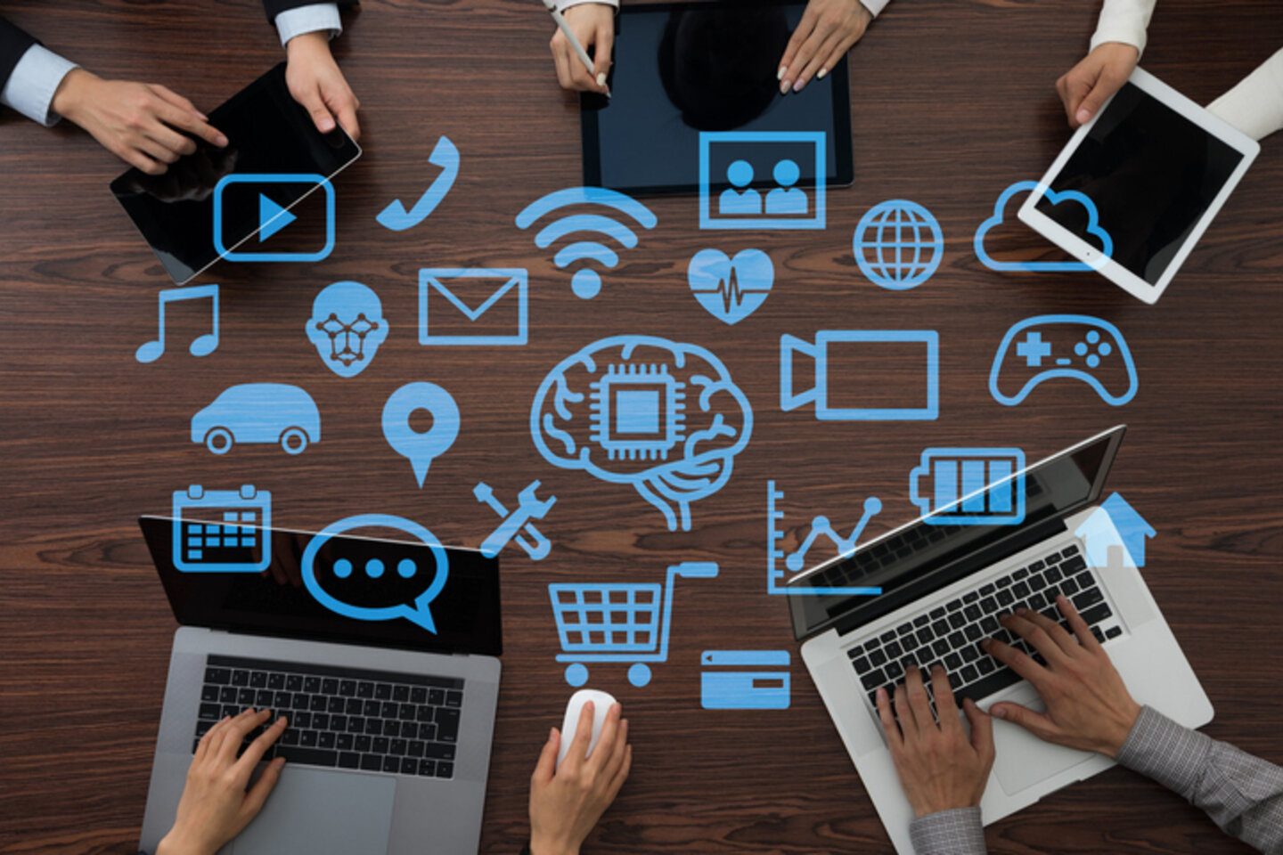 "Simplifiez votre gestion avec les plateformes collaboratives d’Easy Expert à Thionville : des outils modernes pour une communication fluide et un suivi en temps réel de votre comptabilité."