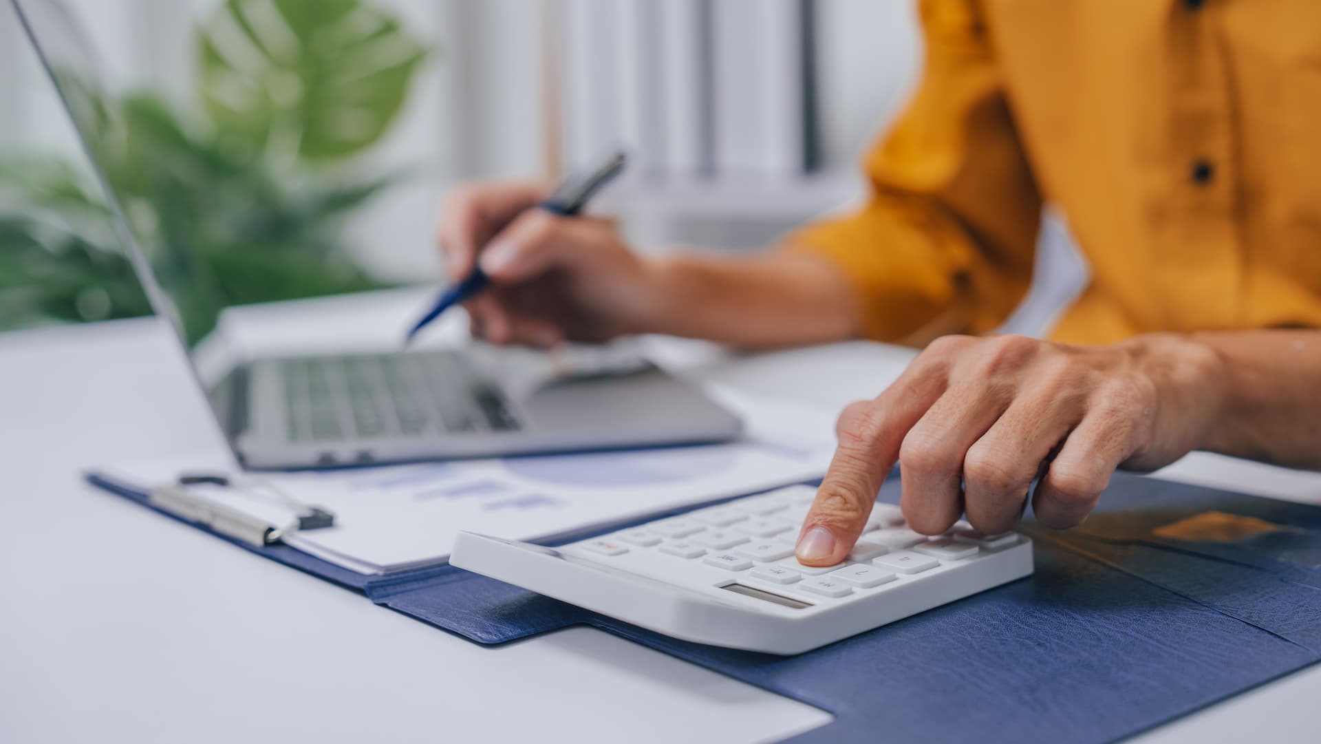 "Anticipez vos obligations fiscales avec Easy Expert à La Roche-sur-Yon. Un accompagnement personnalisé pour préparer vos déclarations à l’avance, éviter les erreurs et optimiser votre fiscalité."