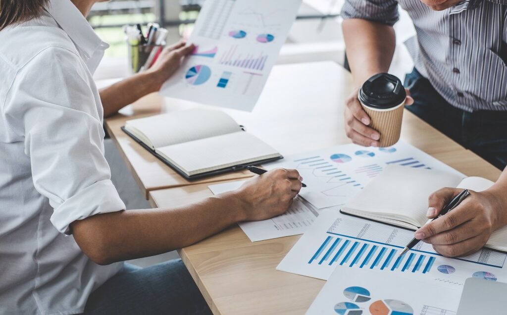 À Dole, assurez une gestion rigoureuse avec la tenue des comptes et un contrôle annuel précis. Un accompagnement dédié pour une transparence financière et une prise de décision éclairée."