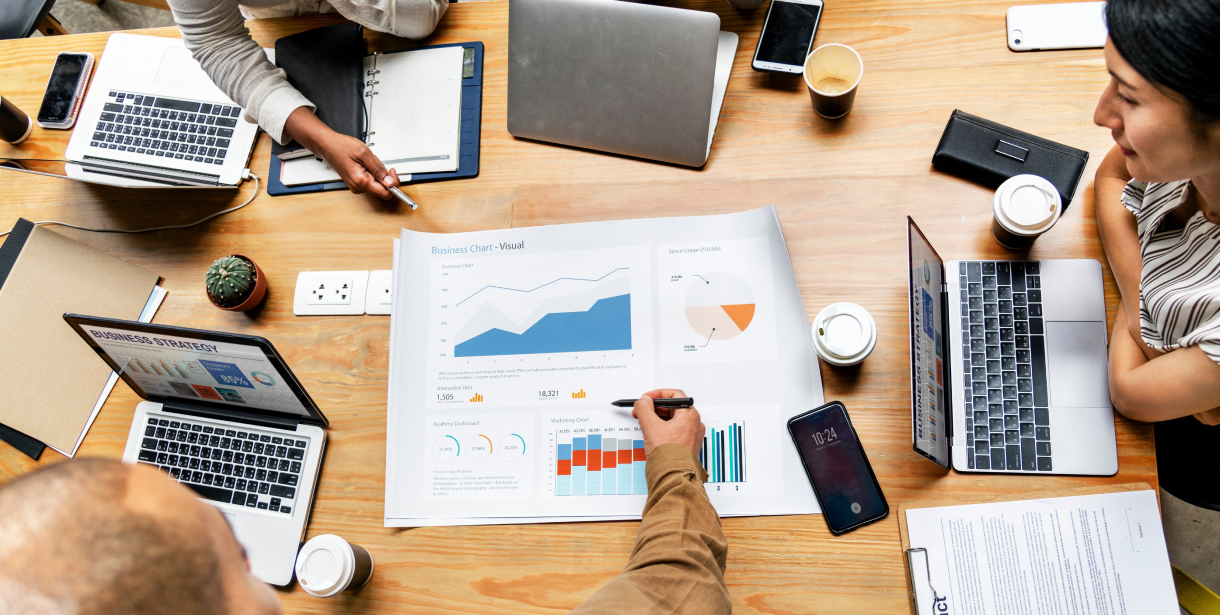 "À Paris, Easy Expert vous propose un accompagnement stratégique sur mesure pour stimuler la croissance de votre entreprise. Bénéficiez de conseils experts et de solutions adaptées pour atteindre vos objectifs et assurer votre succès durable."