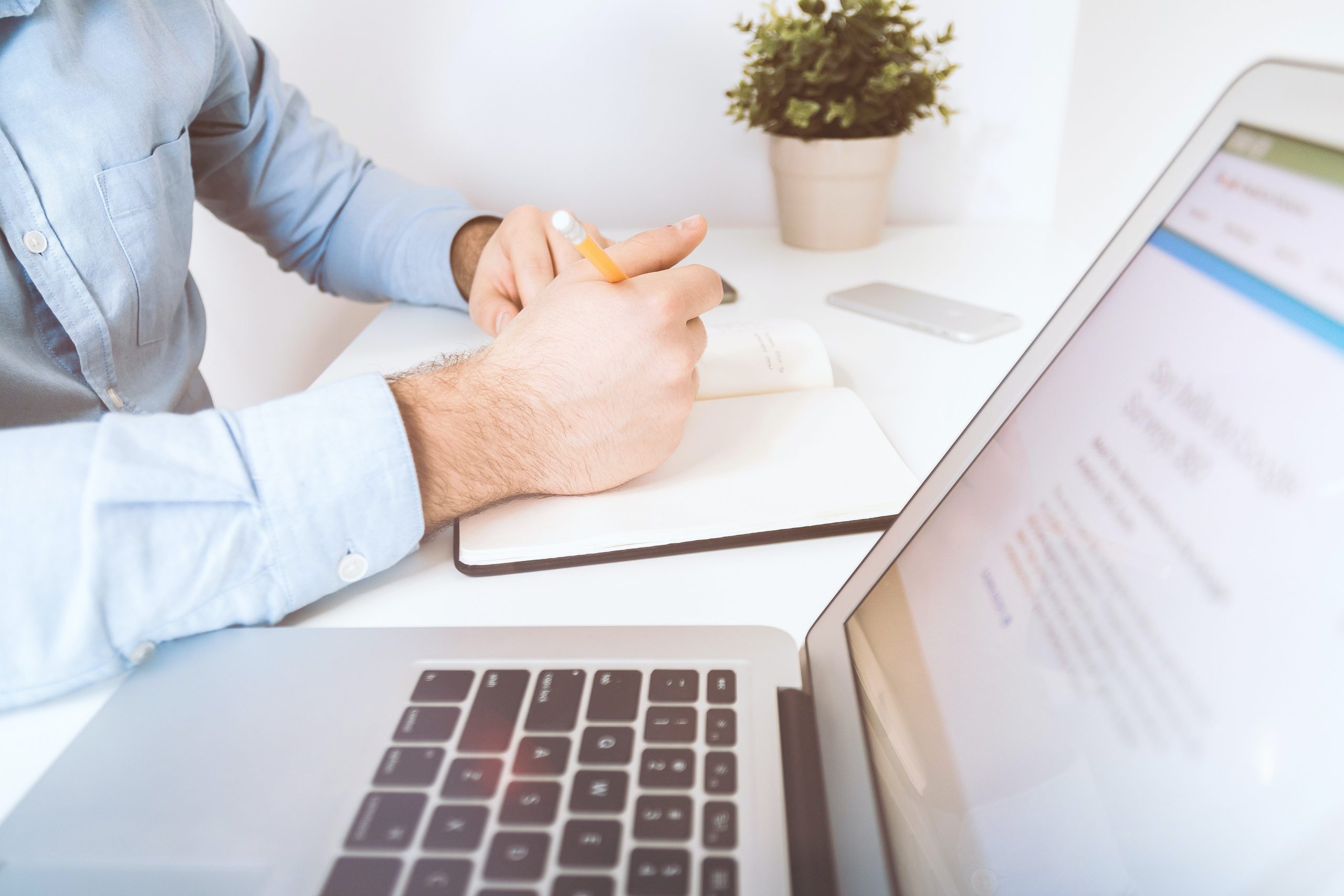 "Anticipez vos contrôles et audits avec Easy Expert à Joigny ! Bénéficiez d'un accompagnement sur-mesure pour préparer vos documents et garantir votre conformité. Expertise locale et sérénité pour une gestion en toute confiance."